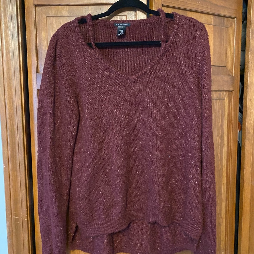 Maroon cut-out sweater